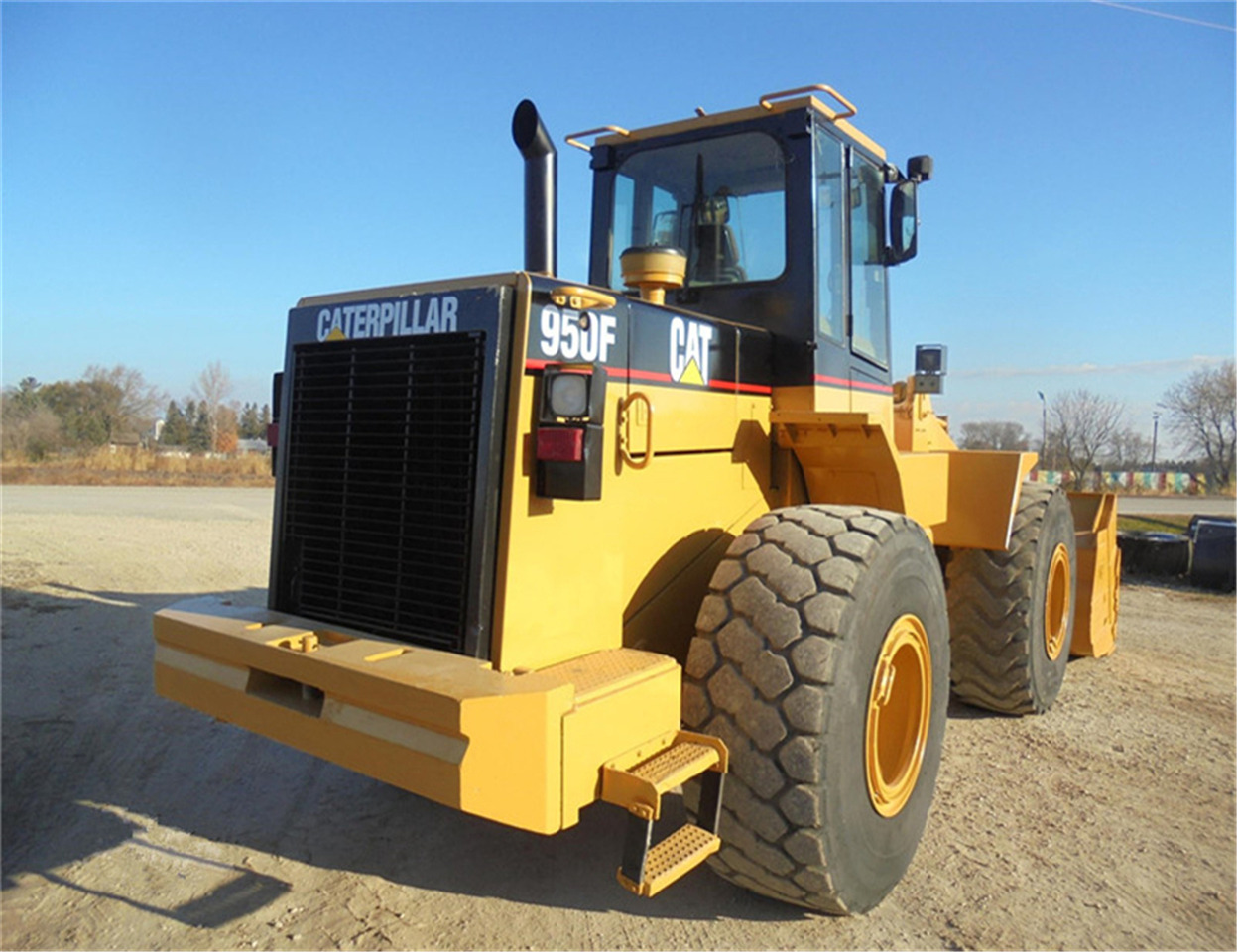 CATERPILLAR Skid Steer Loader 950F - Мини-погрузчик с бортовым поворотом: фото 5 CATERPILLAR Skid Steer Loader 950F - Мини-погрузчик с бортовым поворотом: фото 5