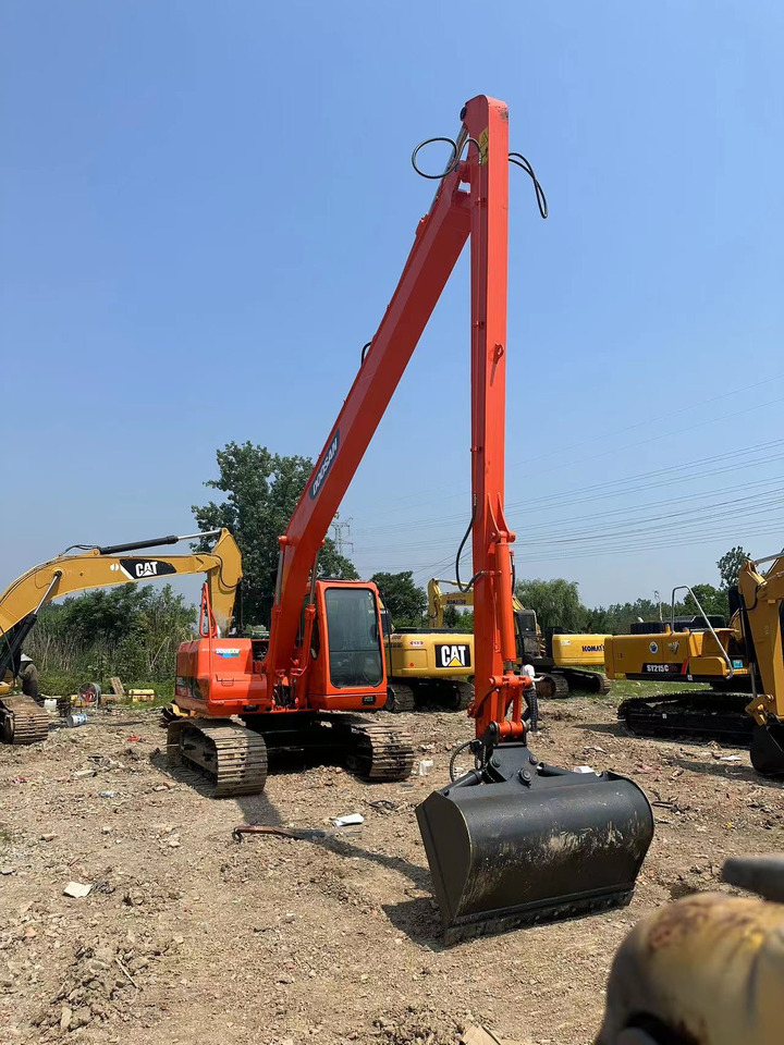 DOOSAN DH150LC-7 Extended arm crawler excavator - Гусеничный экскаватор: фото 2 DOOSAN DH150LC-7 Extended arm crawler excavator - Гусеничный экскаватор: фото 2
