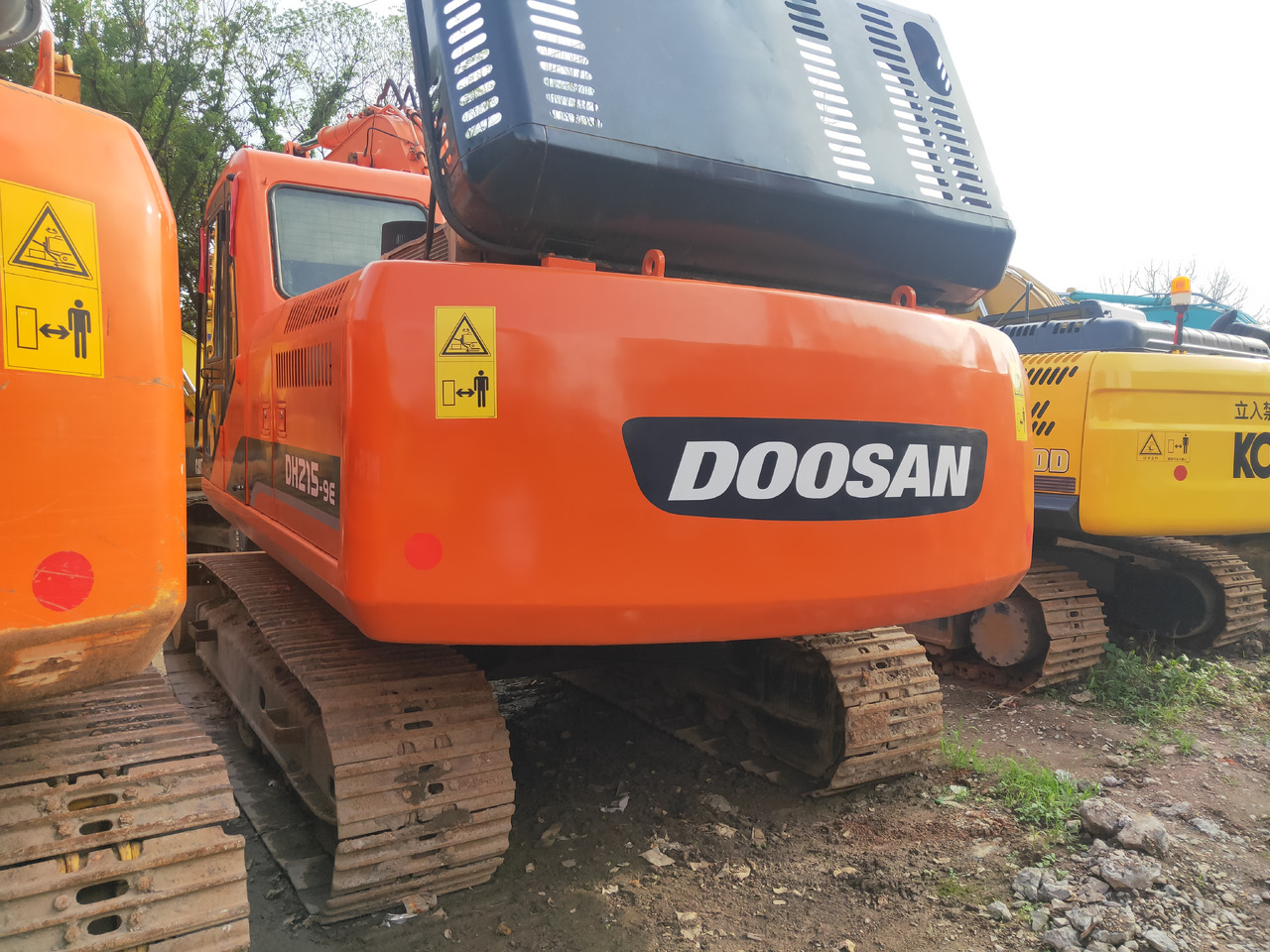 DOOSAN DH215LC-9 - Гусеничный экскаватор: фото 3 DOOSAN DH215LC-9 - Гусеничный экскаватор: фото 3