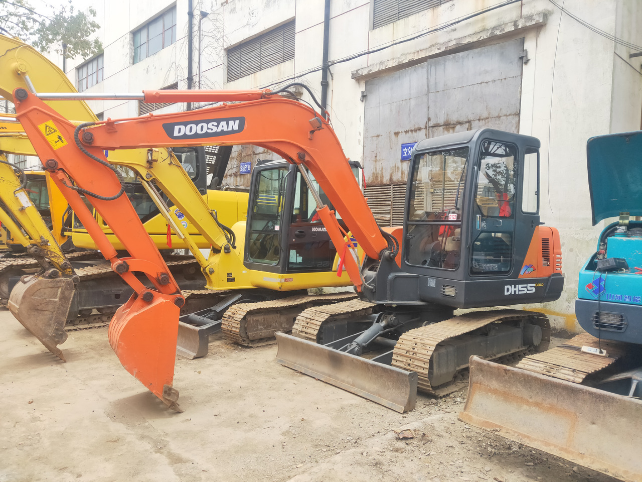 DOOSAN Mini Excavator DH5550 - Мини-экскаватор: фото 2 DOOSAN Mini Excavator DH5550 - Мини-экскаватор: фото 2