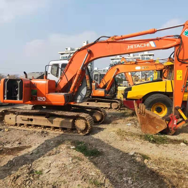HITACHI EX120-5 - Гусеничный экскаватор: фото 1 HITACHI EX120-5 - Гусеничный экскаватор: фото 1