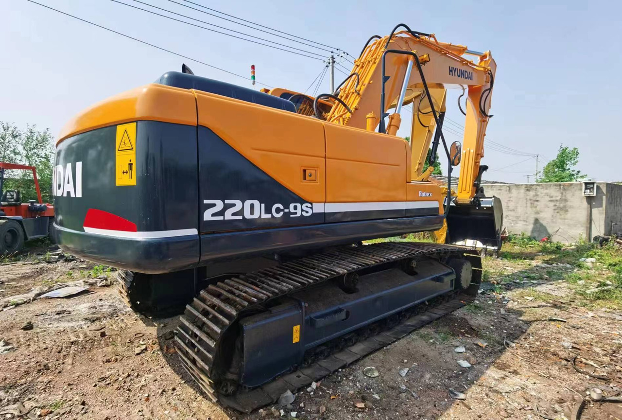 HYUNDAI R220-9S - Гусеничный экскаватор: фото 4 HYUNDAI R220-9S - Гусеничный экскаватор: фото 4