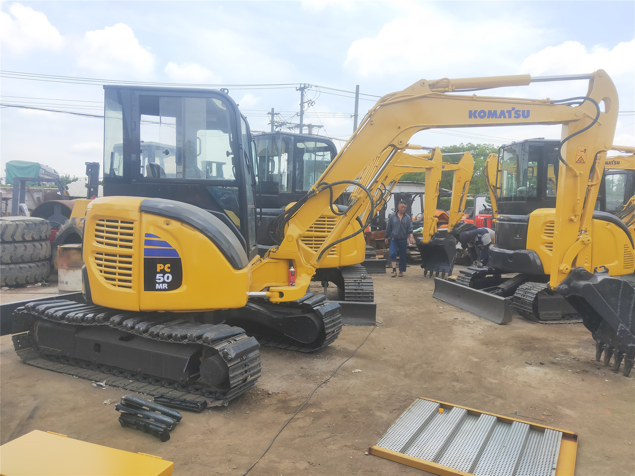 KOMATSU Mini Excavator PC50MR - Мини-экскаватор: фото 1 KOMATSU Mini Excavator PC50MR - Мини-экскаватор: фото 1