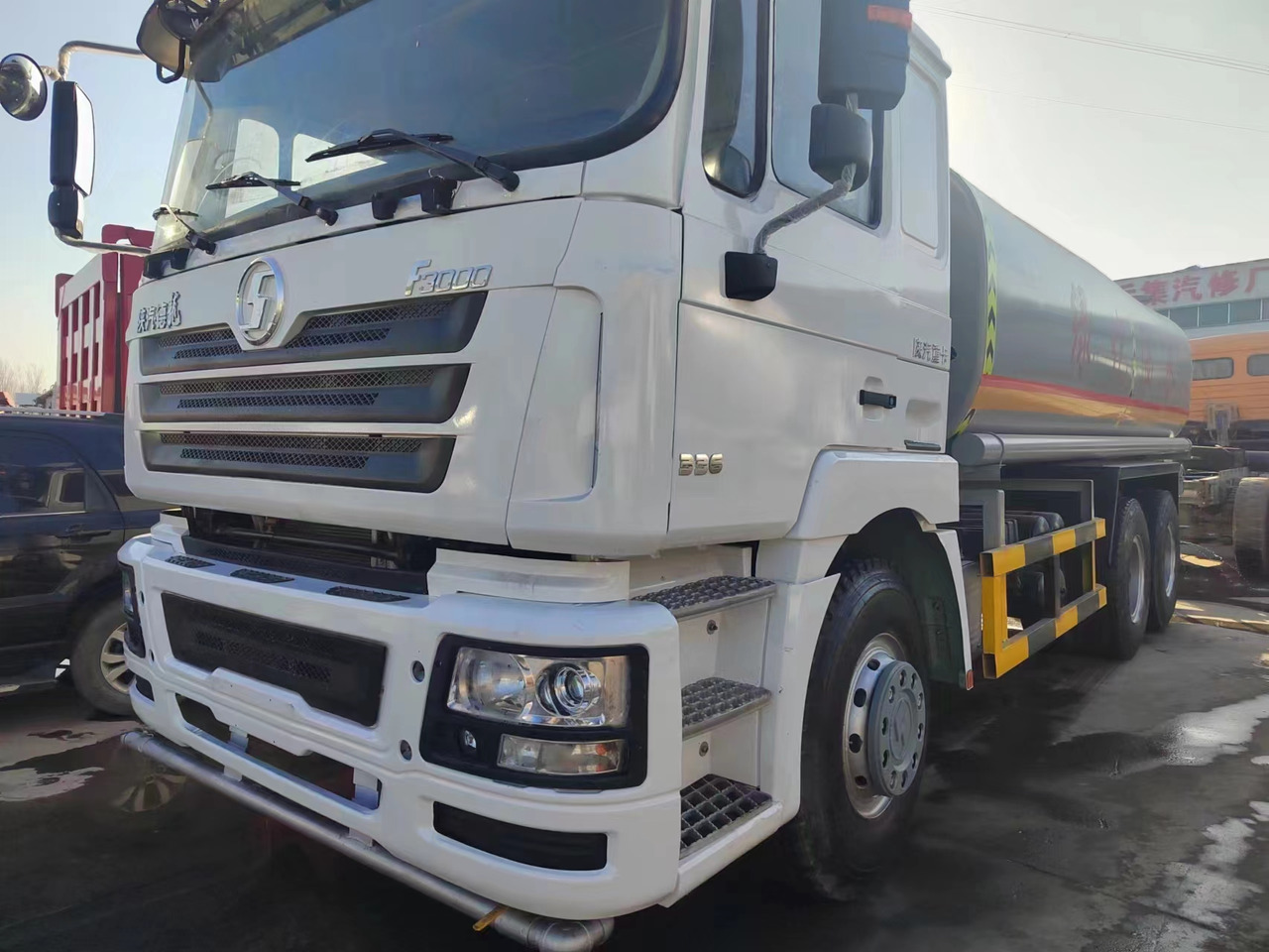 SHACMAN F3000 Water Tanker Click Here For DISCOUNT - Грузовик-цистерна: фото 2 SHACMAN F3000 Water Tanker Click Here For DISCOUNT - Грузовик-цистерна: фото 2