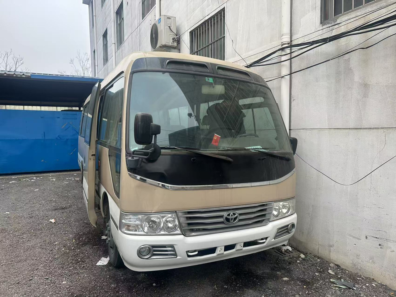 TOYOTA Coaster - Городской автобус: фото 3 TOYOTA Coaster - Городской автобус: фото 3