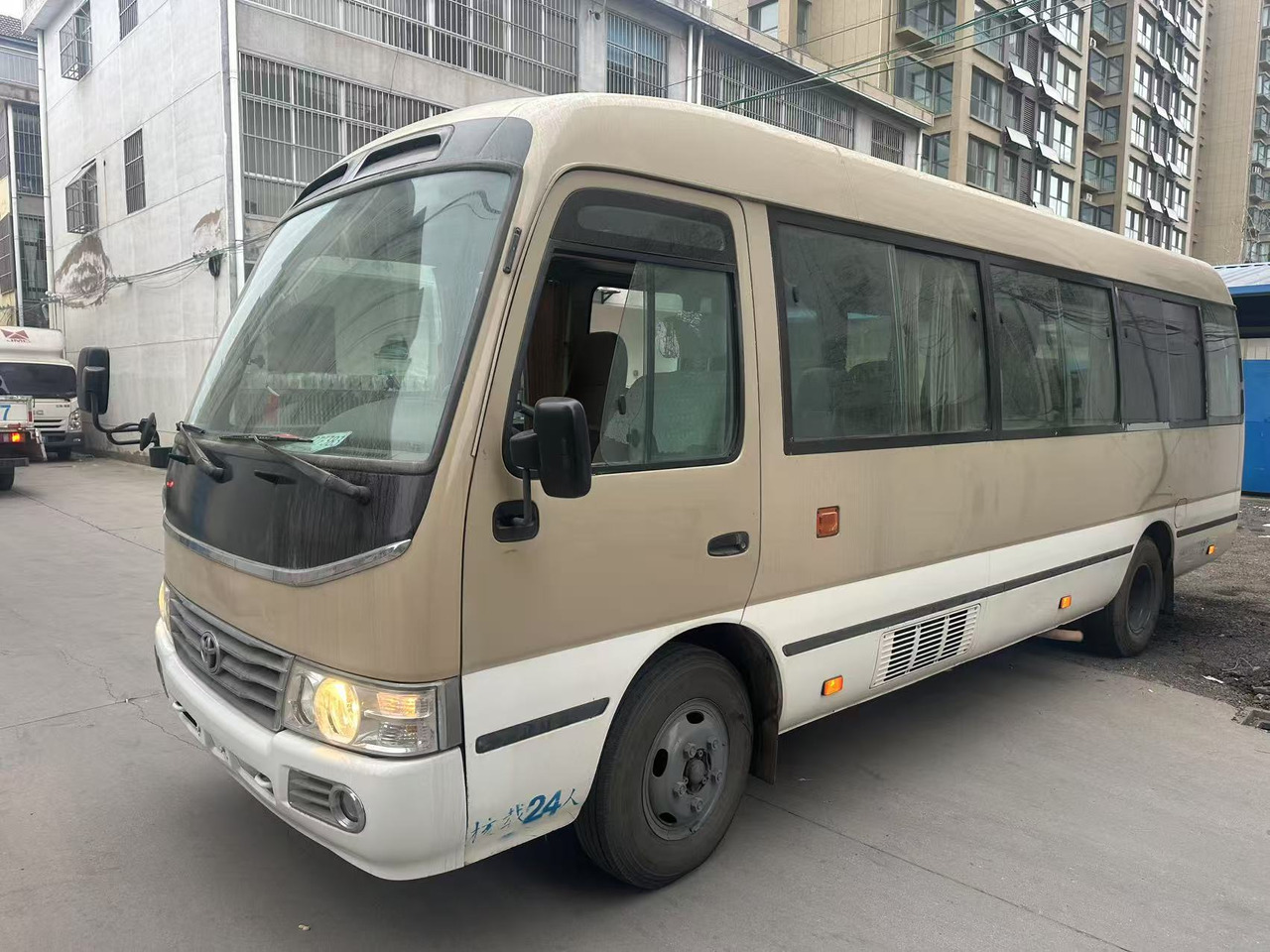 TOYOTA Coaster - Городской автобус: фото 5 TOYOTA Coaster - Городской автобус: фото 5