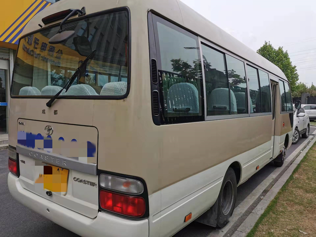 TOYOTA Coaster - Городской автобус: фото 3 TOYOTA Coaster - Городской автобус: фото 3