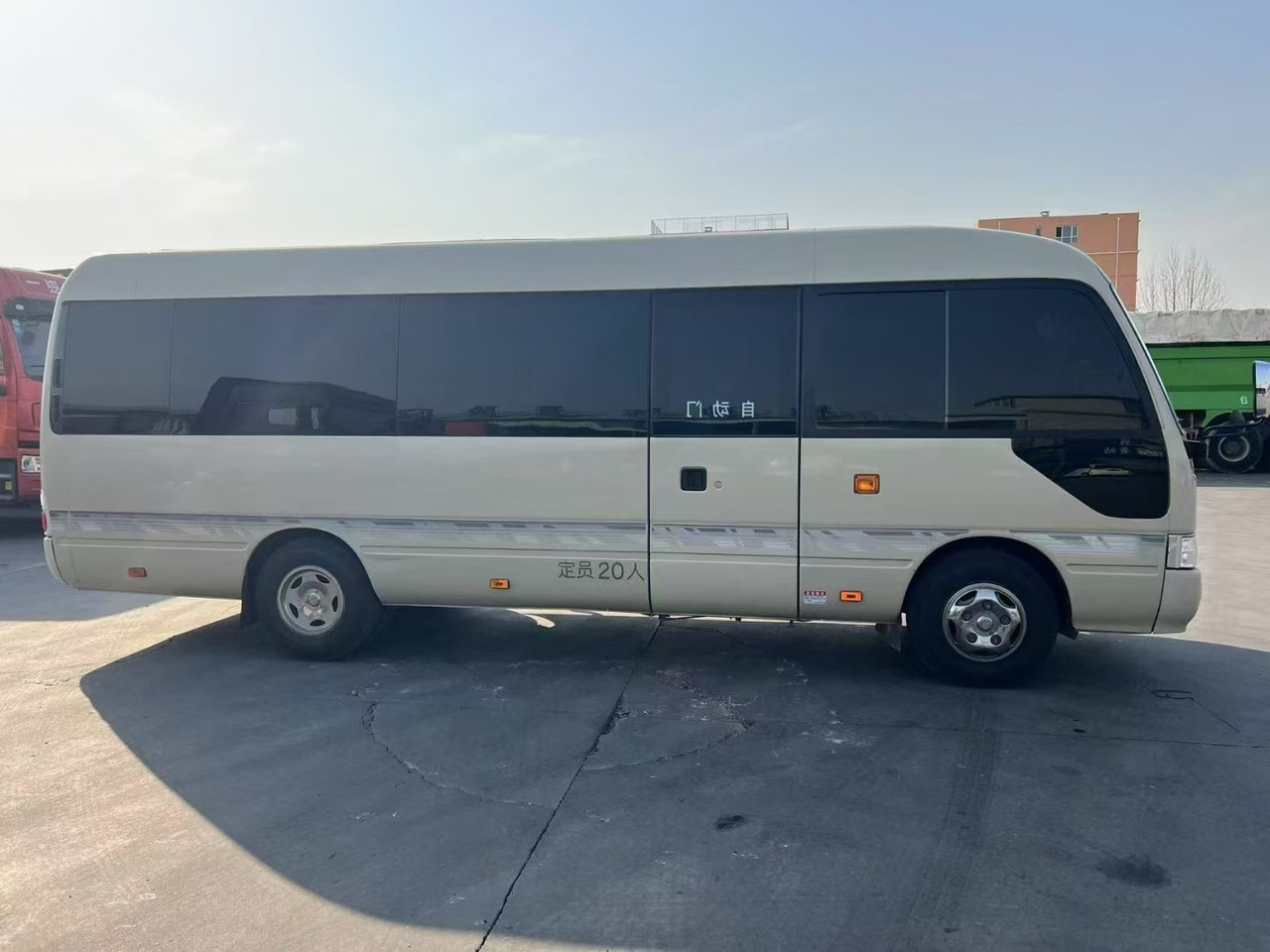 TOYOTA Mini Bus 20 Seats 2020 Click Here for Discount - Туристический автобус: фото 3 TOYOTA Mini Bus 20 Seats 2020 Click Here for Discount - Туристический автобус: фото 3