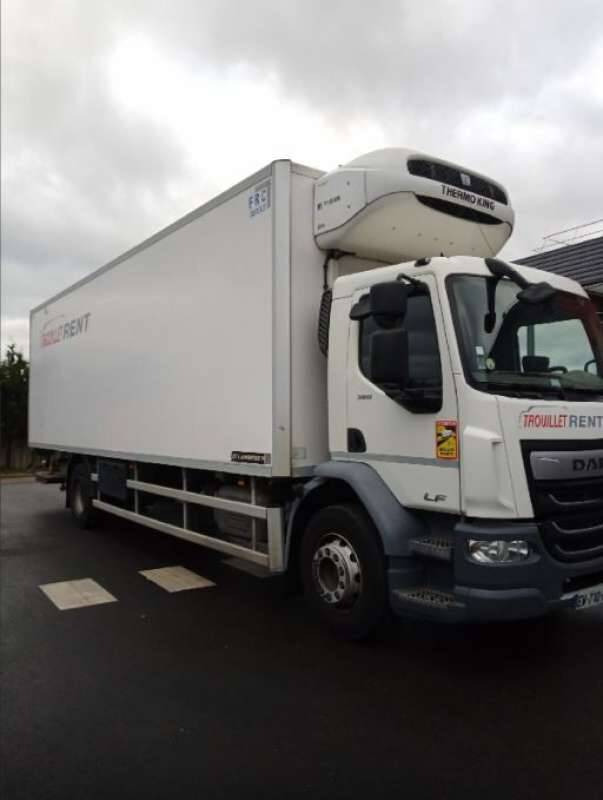 Camion Porteur 19 TONNES 320 CV HAYON CAISSE LAMBERET GROUPE THERMOKING T1000R - Рефрижератор: фото 2 Camion Porteur 19 TONNES 320 CV HAYON CAISSE LAMBERET GROUPE THERMOKING T1000R - Рефрижератор: фото 2