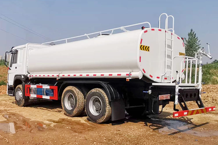 Howo Water Tanker Truck for Sale in Guyana - Грузовик-цистерна: фото 3 Howo Water Tanker Truck for Sale in Guyana - Грузовик-цистерна: фото 3
