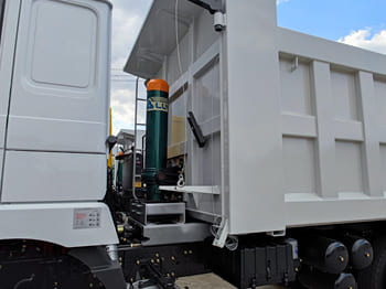 SHACMAN Shacman Truck F3000 for Sale in Ghana - Самосвал: фото 5 SHACMAN Shacman Truck F3000 for Sale in Ghana - Самосвал: фото 5