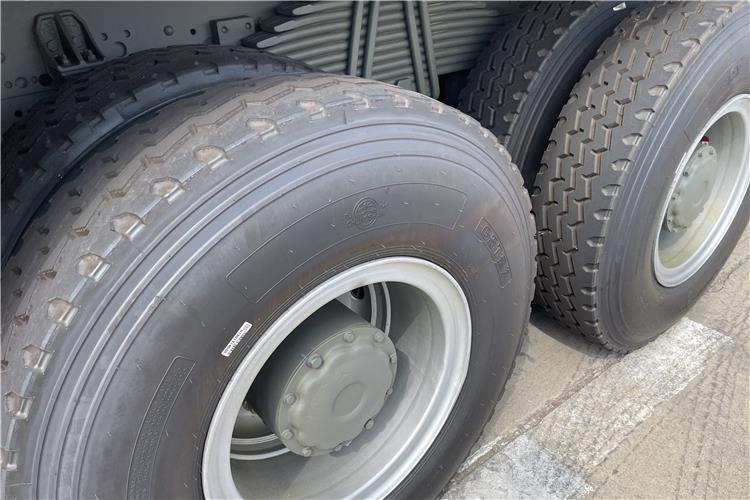 SINOTRUK Howo Dump Truck 6x4 for Sale In Ghana - Самосвал: фото 3 SINOTRUK Howo Dump Truck 6x4 for Sale In Ghana - Самосвал: фото 3