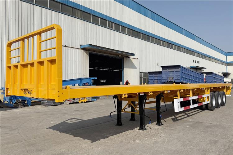 TITAN 3 Axle 24m Extendable Flatbed Trailer for Sale In Chile - Полуприцеп бортовой/ Платформа: фото 1 TITAN 3 Axle 24m Extendable Flatbed Trailer for Sale In Chile - Полуприцеп бортовой/ Платформа: фото 1
