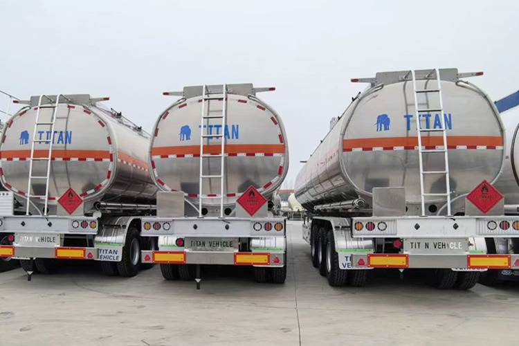 TITAN 3 Axle 42000liter Aluminum Tanker Trailer for Sale in Mali - Полуприцеп-цистерна: фото 2 TITAN 3 Axle 42000liter Aluminum Tanker Trailer for Sale in Mali - Полуприцеп-цистерна: фото 2