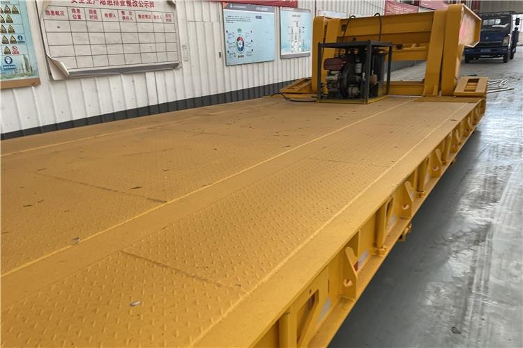 TITAN 4 Line 8 Axle Removable Gooseneck Trailer for Sale In Nigeria Lagos - Низкорамный полуприцеп: фото 4 TITAN 4 Line 8 Axle Removable Gooseneck Trailer for Sale In Nigeria Lagos - Низкорамный полуприцеп: фото 4