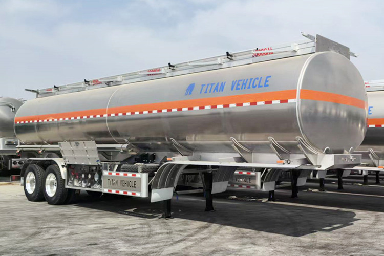 TITAN Aluminum Tanker Trailer for Sale in Malawi - Полуприцеп-цистерна: фото 1 TITAN Aluminum Tanker Trailer for Sale in Malawi - Полуприцеп-цистерна: фото 1