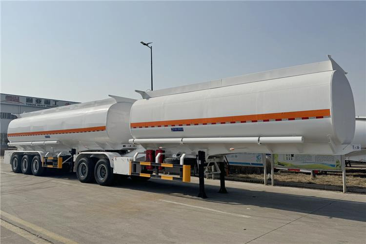 TITAN Superlink Fuel Tanker Trailer for Sale In Anglo - Полуприцеп-цистерна: фото 2 TITAN Superlink Fuel Tanker Trailer for Sale In Anglo - Полуприцеп-цистерна: фото 2