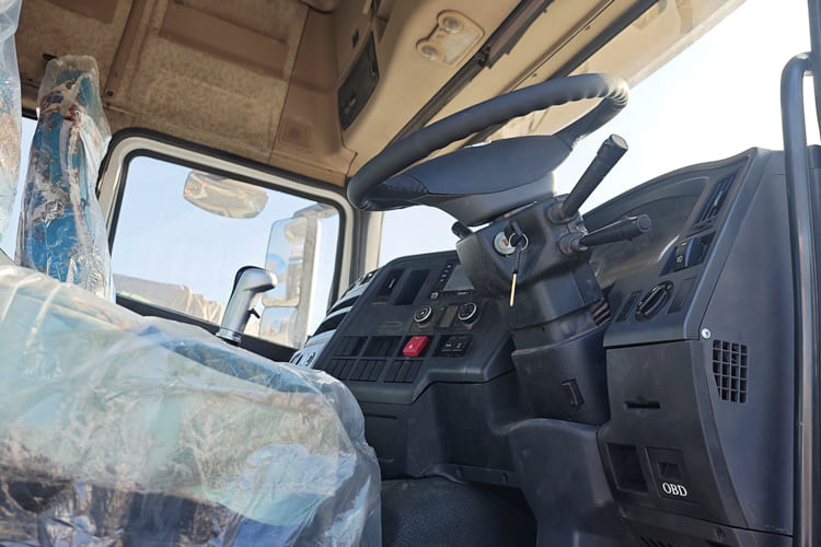 SHACMAN X3000 Shacman Truck Tractor for Sale in Guyana - Тягач: фото 4 SHACMAN X3000 Shacman Truck Tractor for Sale in Guyana - Тягач: фото 4