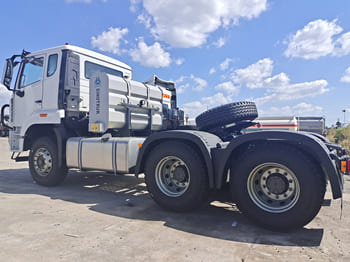 SINOTRUK Sinotruck for sale for Sale in Malawi - Тягач: фото 3 SINOTRUK Sinotruck for sale for Sale in Malawi - Тягач: фото 3