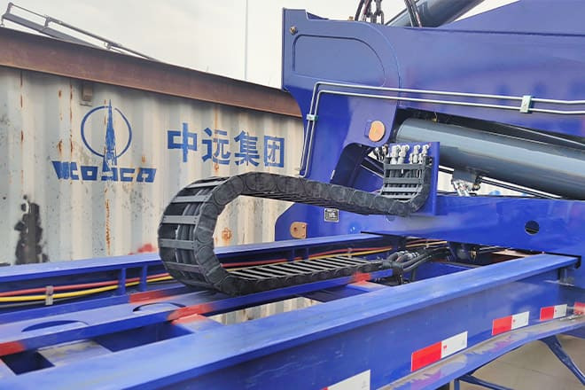 XCMG 40Ft Shipping Container Side Loader for Sale in Argentina - Полуприцеп-контейнеровоз/ Сменный кузов: фото 3 XCMG 40Ft Shipping Container Side Loader for Sale in Argentina - Полуприцеп-контейнеровоз/ Сменный кузов: фото 3