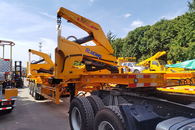 XCMG 40T Container Side Lift Trailer for Sale in Tanzania - Полуприцеп-контейнеровоз/ Сменный кузов: фото 4 XCMG 40T Container Side Lift Trailer for Sale in Tanzania - Полуприцеп-контейнеровоз/ Сменный кузов: фото 4