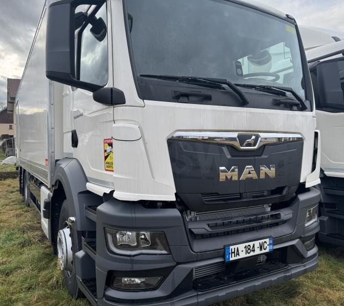 MAN TGS - Грузовик с закрытым кузовом: фото 1 MAN TGS - Грузовик с закрытым кузовом: фото 1