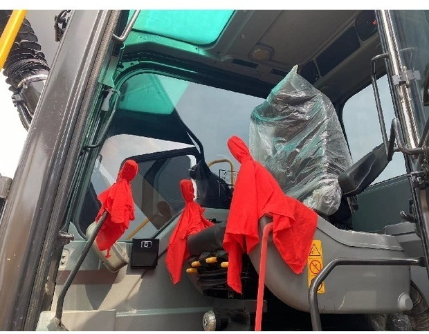 Гусеничный экскаватор 2023 Volvo EC210D: фото 12 Гусеничный экскаватор 2023 Volvo EC210D: фото 12