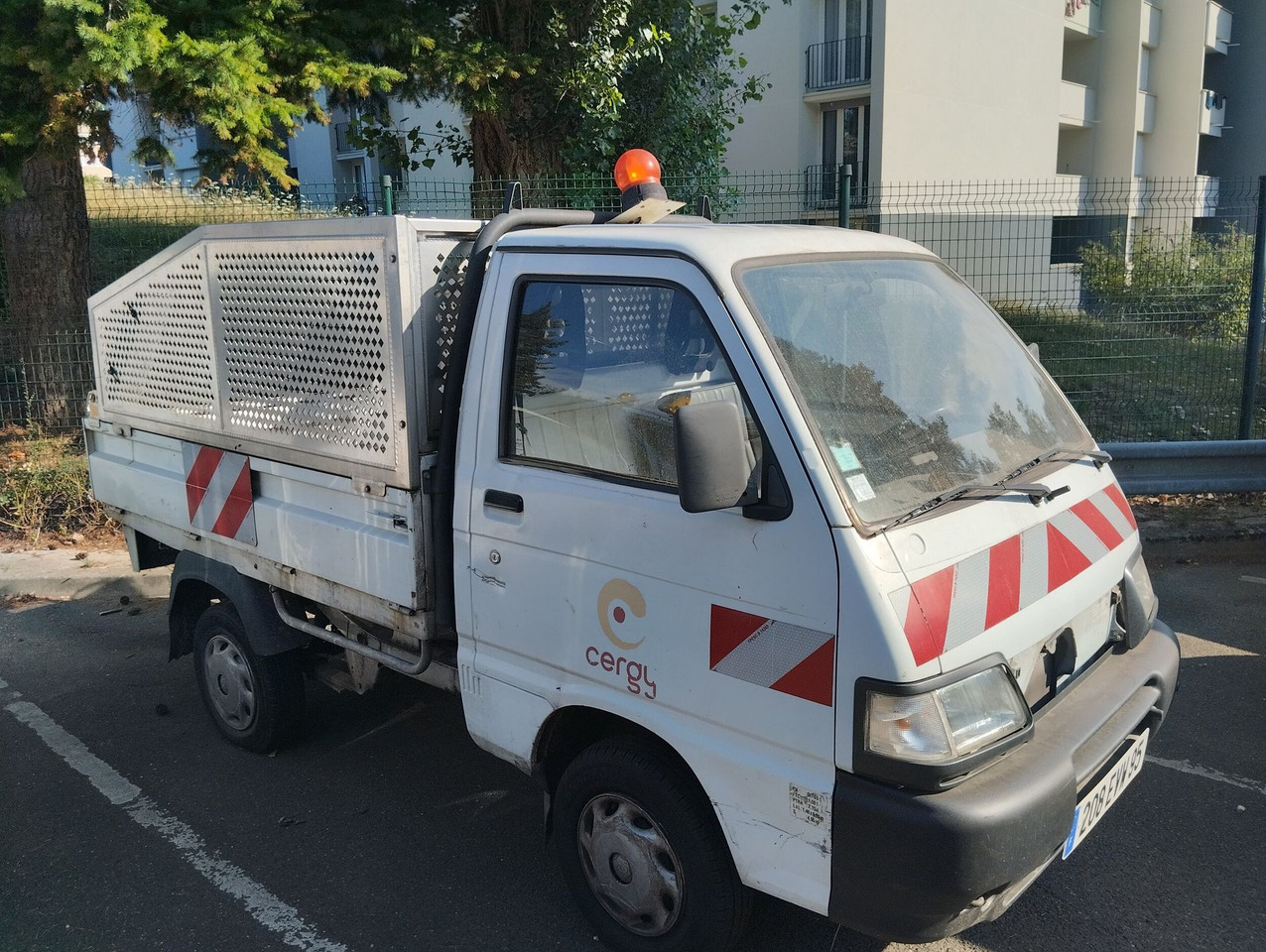 PIAGGIO PORTER 208EVW95 benne - Грузовой электромобиль, Самосвал: фото 2 PIAGGIO PORTER 208EVW95 benne - Грузовой электромобиль, Самосвал: фото 2