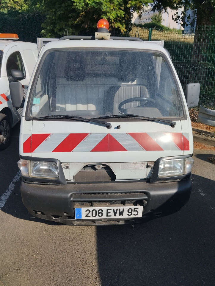 PIAGGIO PORTER 208EVW95 benne - Грузовой электромобиль, Самосвал: фото 1 PIAGGIO PORTER 208EVW95 benne - Грузовой электромобиль, Самосвал: фото 1
