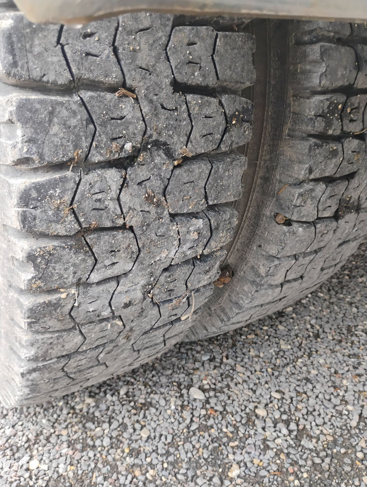 Renault Midlum 909AAD51- Disponible à compter du 19 /11/2025. Camion benne 13T-Moteur remplacé en 2021 ( environ 120 000km). Usure importante de la benne, oxydation de fer globale apparente - Norme Eu - Самосвал: фото 3 Renault Midlum 909AAD51- Disponible à compter du 19 /11/2025. Camion benne 13T-Moteur remplacé en 2021 ( environ 120 000km). Usure importante de la benne, oxydation de fer globale apparente - Norme Eu - Самосвал: фото 3