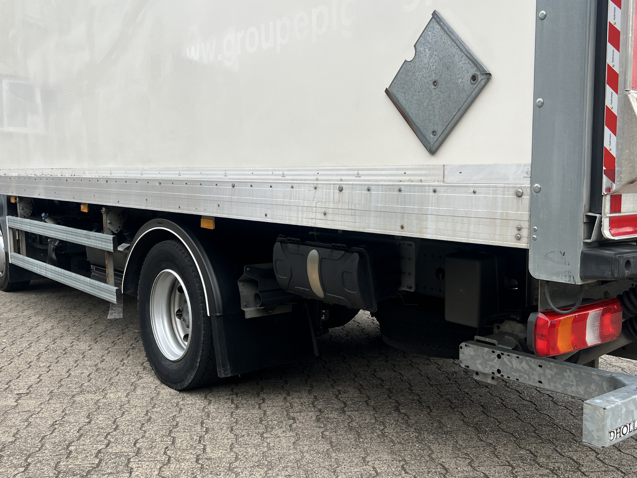 Грузовик с закрытым кузовом MERCEDES-BENZ Atego 1218 L Classic-Vermietung möglich-ADR-LBW: фото 9 Грузовик с закрытым кузовом MERCEDES-BENZ Atego 1218 L Classic-Vermietung möglich-ADR-LBW: фото 9