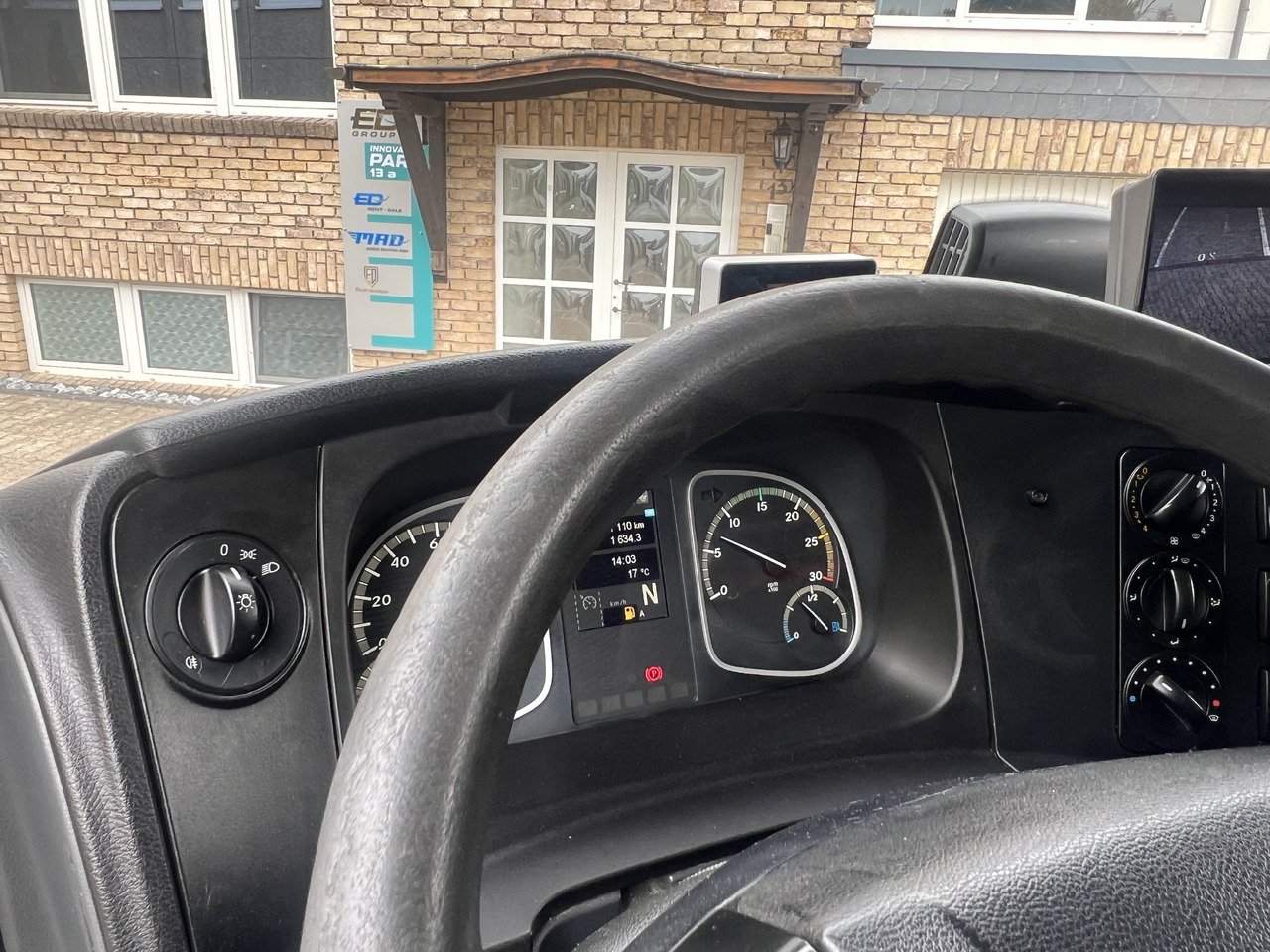 Грузовик с закрытым кузовом MERCEDES-BENZ Atego 1218 L Classic-Vermietung möglich-ADR-LBW: фото 26 Грузовик с закрытым кузовом MERCEDES-BENZ Atego 1218 L Classic-Vermietung möglich-ADR-LBW: фото 26