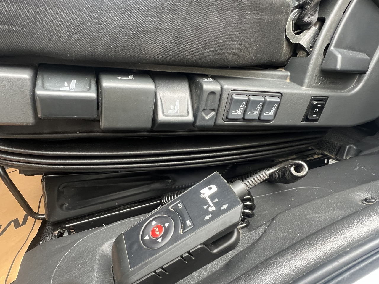 Грузовик с закрытым кузовом MERCEDES-BENZ Atego 1218 L Classic-Vermietung möglich-ADR-LBW: фото 22 Грузовик с закрытым кузовом MERCEDES-BENZ Atego 1218 L Classic-Vermietung möglich-ADR-LBW: фото 22