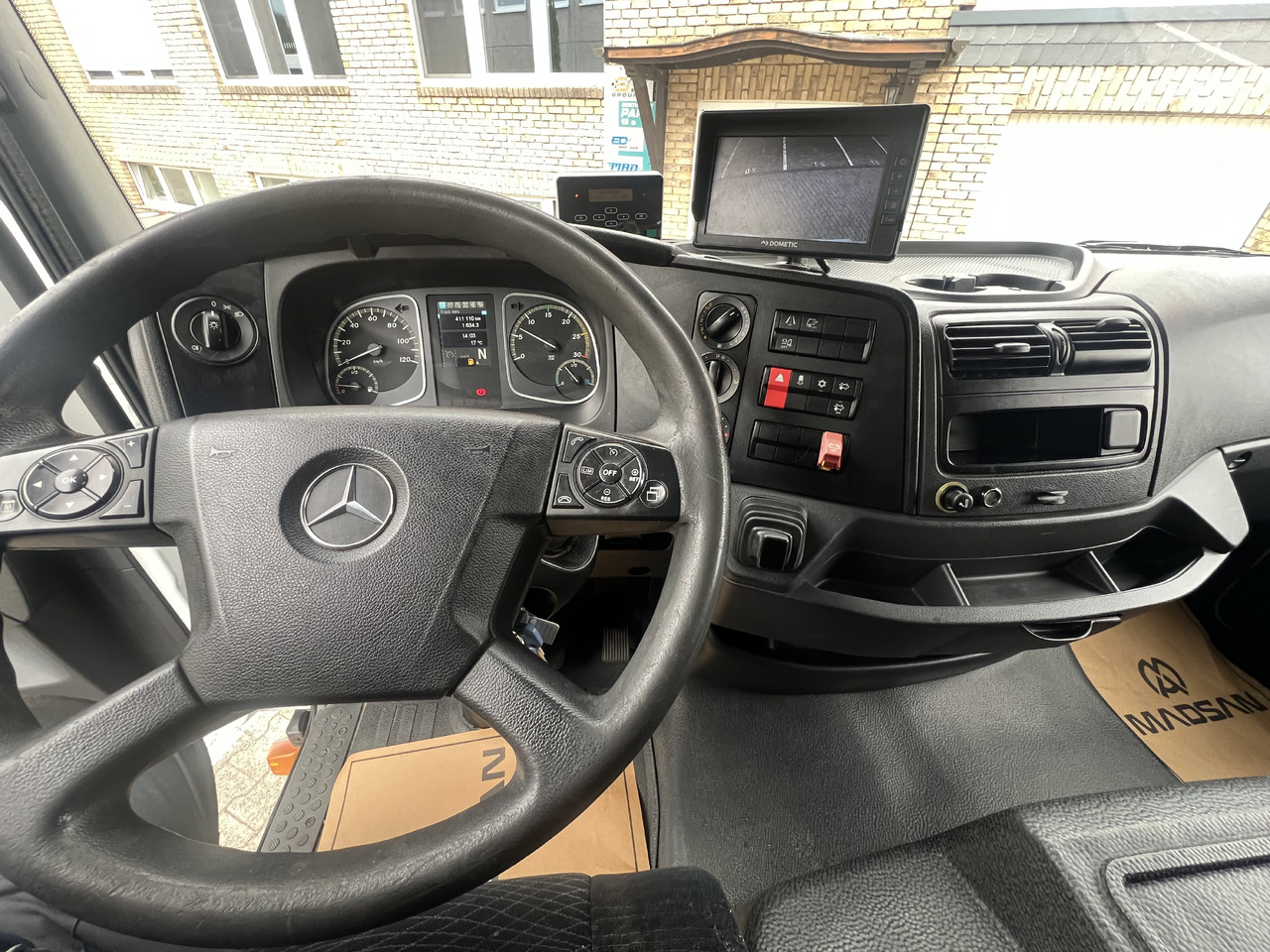 Грузовик с закрытым кузовом MERCEDES-BENZ Atego 1218 L Classic-Vermietung möglich-ADR-LBW: фото 27 Грузовик с закрытым кузовом MERCEDES-BENZ Atego 1218 L Classic-Vermietung möglich-ADR-LBW: фото 27