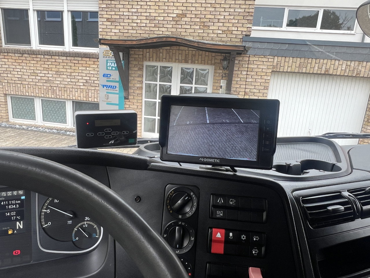 Грузовик с закрытым кузовом MERCEDES-BENZ Atego 1218 L Classic-Vermietung möglich-ADR-LBW: фото 25 Грузовик с закрытым кузовом MERCEDES-BENZ Atego 1218 L Classic-Vermietung möglich-ADR-LBW: фото 25