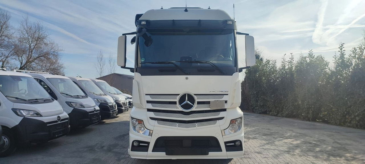 Mercedes-Benz Actros 1843 1843-Vermietung - LBW Voll-Luft-gefedert - Грузовик с закрытым кузовом: фото 2 Mercedes-Benz Actros 1843 1843-Vermietung - LBW Voll-Luft-gefedert - Грузовик с закрытым кузовом: фото 2