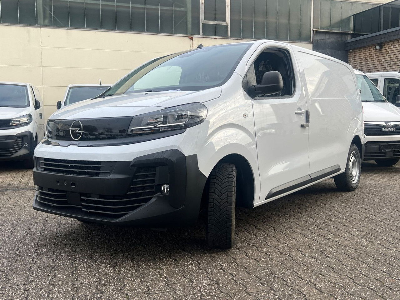 Opel Vivaro Cargo L2 H1 120 PS Allwetter AHK Rückfahr - Цельнометаллический фургон: фото 3 Opel Vivaro Cargo L2 H1 120 PS Allwetter AHK Rückfahr - Цельнометаллический фургон: фото 3