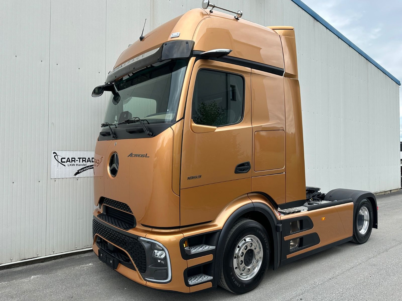 Mercedes-Benz Actros 1853 ProCab Bronze - Тягач: фото 1 Mercedes-Benz Actros 1853 ProCab Bronze - Тягач: фото 1