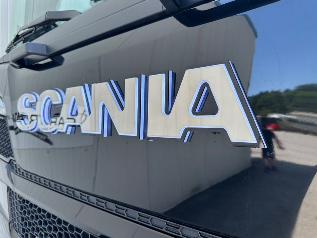Scania 500R Vollluft Alu Leder LED Hyd. Scania 500R Vollluft Alu Leder LED Hyd. - Тягач: фото 5 Scania 500R Vollluft Alu Leder LED Hyd. Scania 500R Vollluft Alu Leder LED Hyd. - Тягач: фото 5