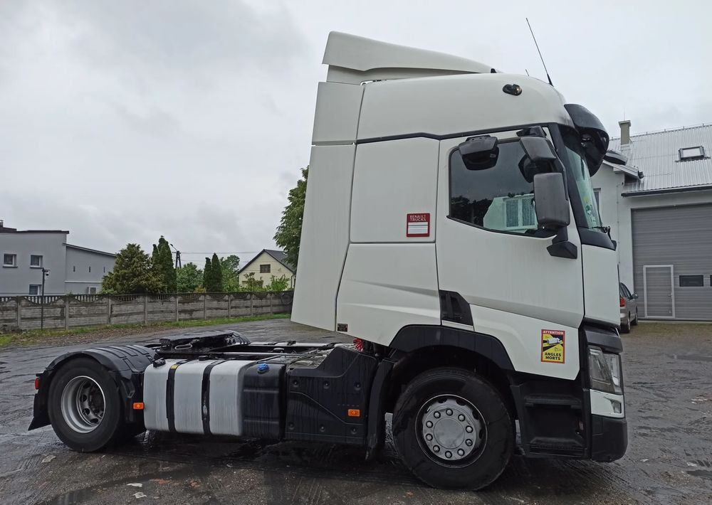 Renault T - Тягач: фото 1 Renault T - Тягач: фото 1