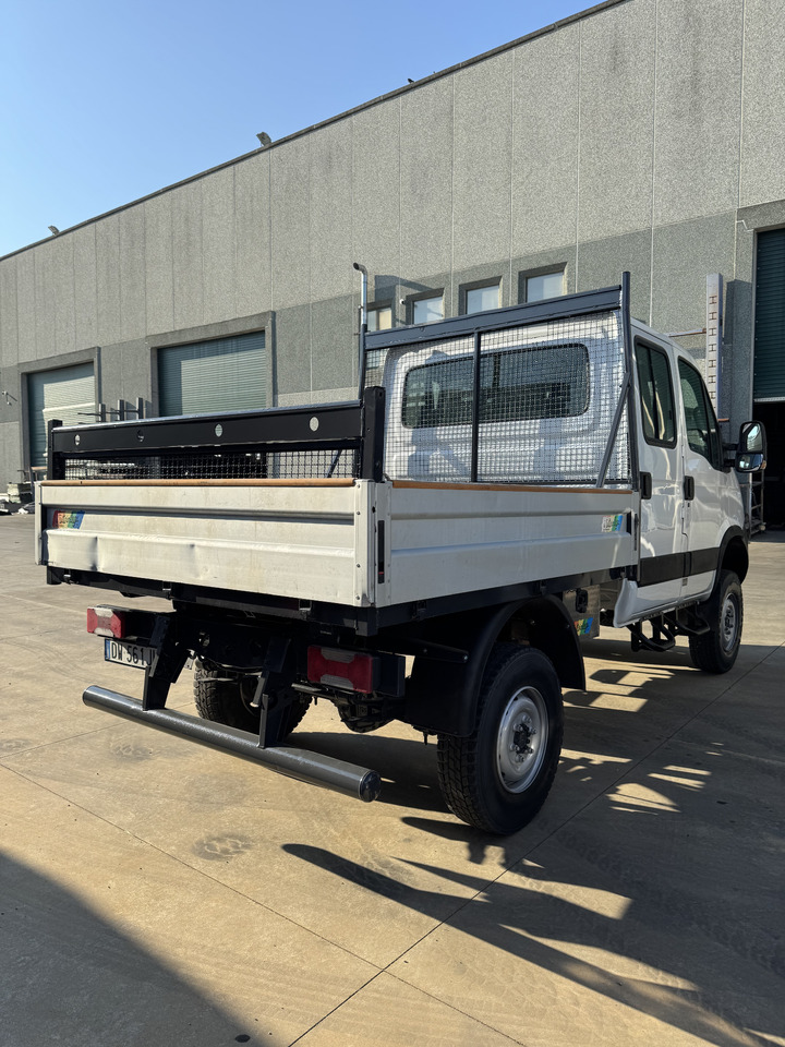 IVECO Daily 4X4 - Малотоннажный бортовой грузовик: фото 4 IVECO Daily 4X4 - Малотоннажный бортовой грузовик: фото 4