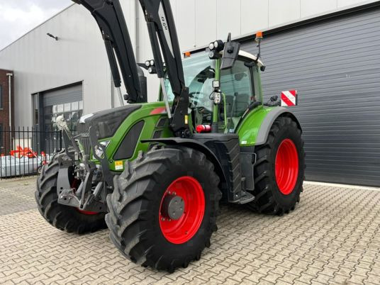 Fendt 720 S4 PROFI PLUS - Трактор: фото 3 Fendt 720 S4 PROFI PLUS - Трактор: фото 3
