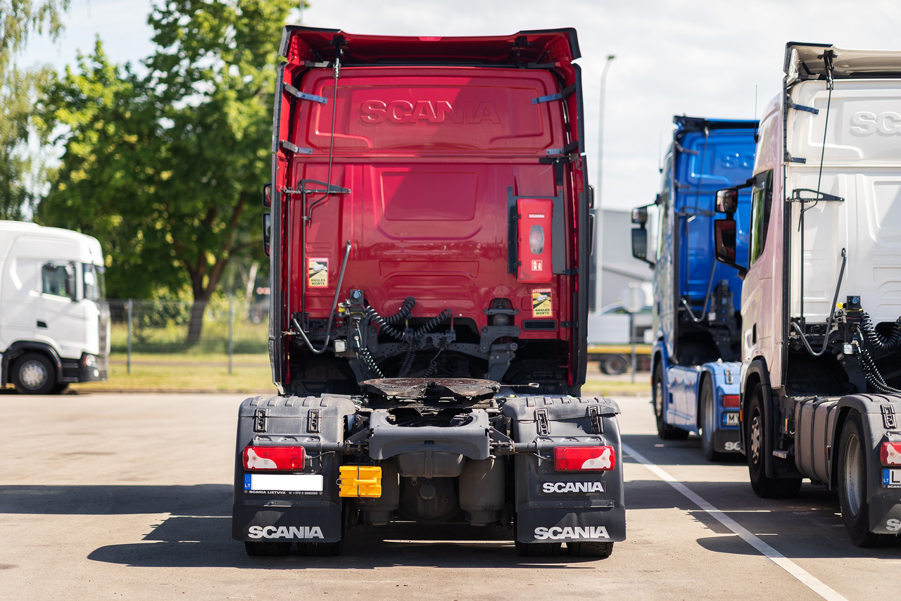 SCANIA R450 - Тягач: фото 4 SCANIA R450 - Тягач: фото 4