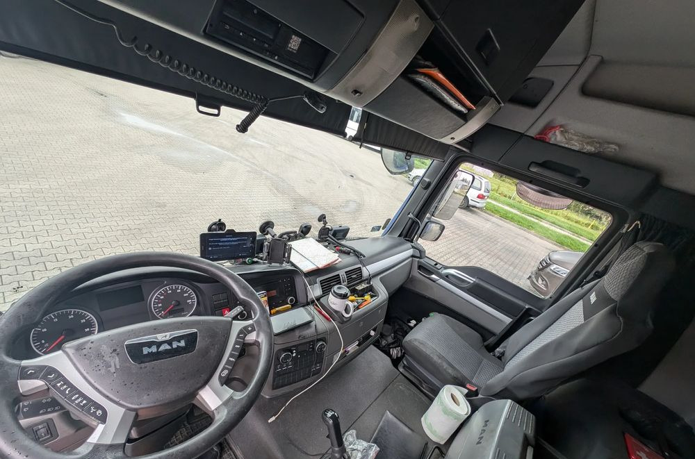 MAN TGL - Тентованный грузовик: фото 3 MAN TGL - Тентованный грузовик: фото 3