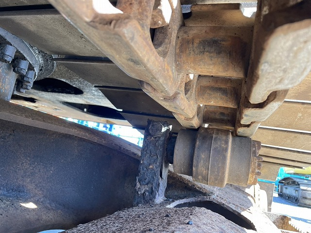 Гусеничный экскаватор CAT E200B: фото 19