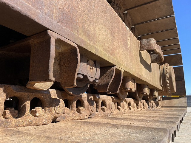 Гусеничный экскаватор CAT E200B: фото 20