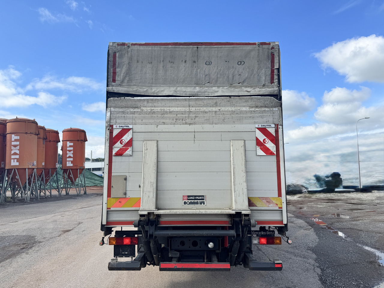 MERCEDES-BENZ Actros 1836 4x2 Blache-Hebebühne - Тентованный грузовик: фото 3 MERCEDES-BENZ Actros 1836 4x2 Blache-Hebebühne - Тентованный грузовик: фото 3
