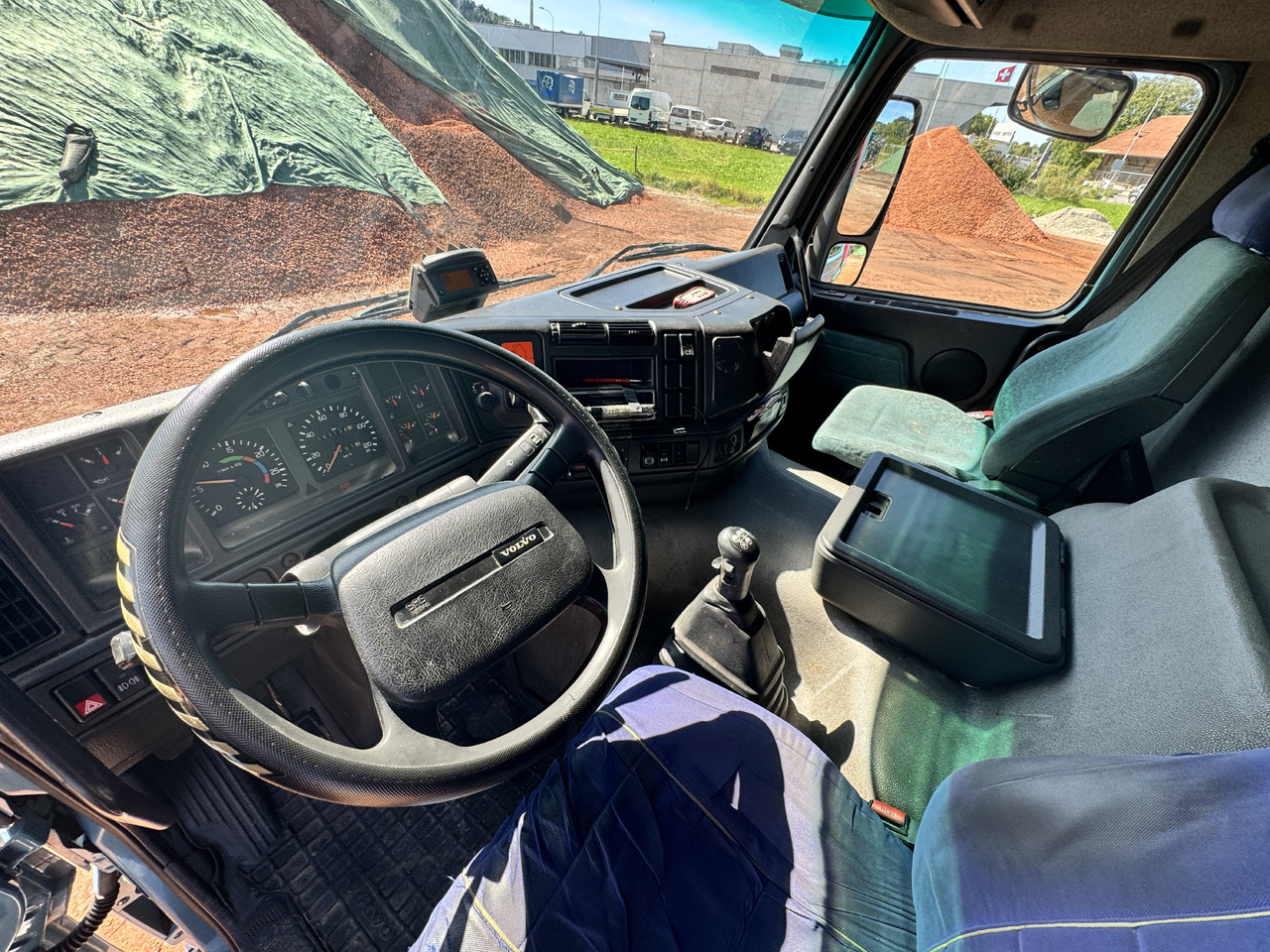 Тентованный грузовик VOLVO FM7-290 4x2 Blache-Hebebühne: фото 11