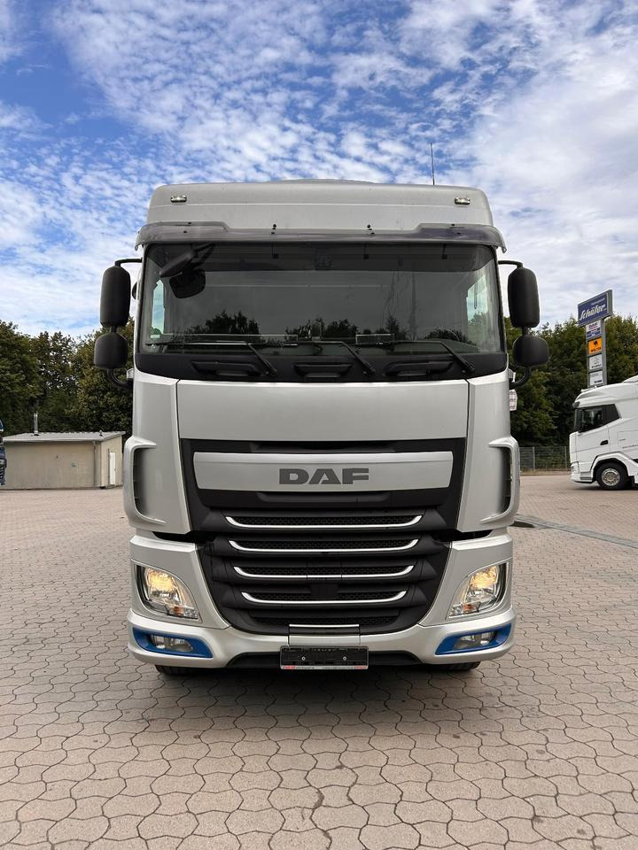 DAF XF 460 FAN + MKG + 10mtr 2to + Lenkachse + EURO 6 - Грузовик бортовой/ Платформа, Автоманипулятор: фото 2 DAF XF 460 FAN + MKG + 10mtr 2to + Lenkachse + EURO 6 - Грузовик бортовой/ Платформа, Автоманипулятор: фото 2