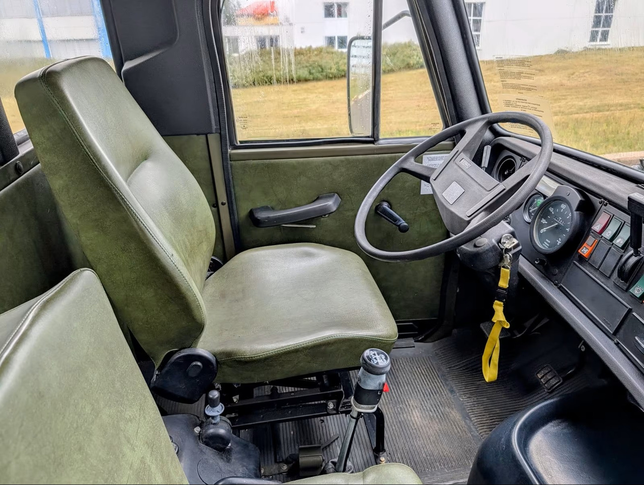 VOLVO N10 - Грузовик с закрытым кузовом: фото 5 VOLVO N10 - Грузовик с закрытым кузовом: фото 5